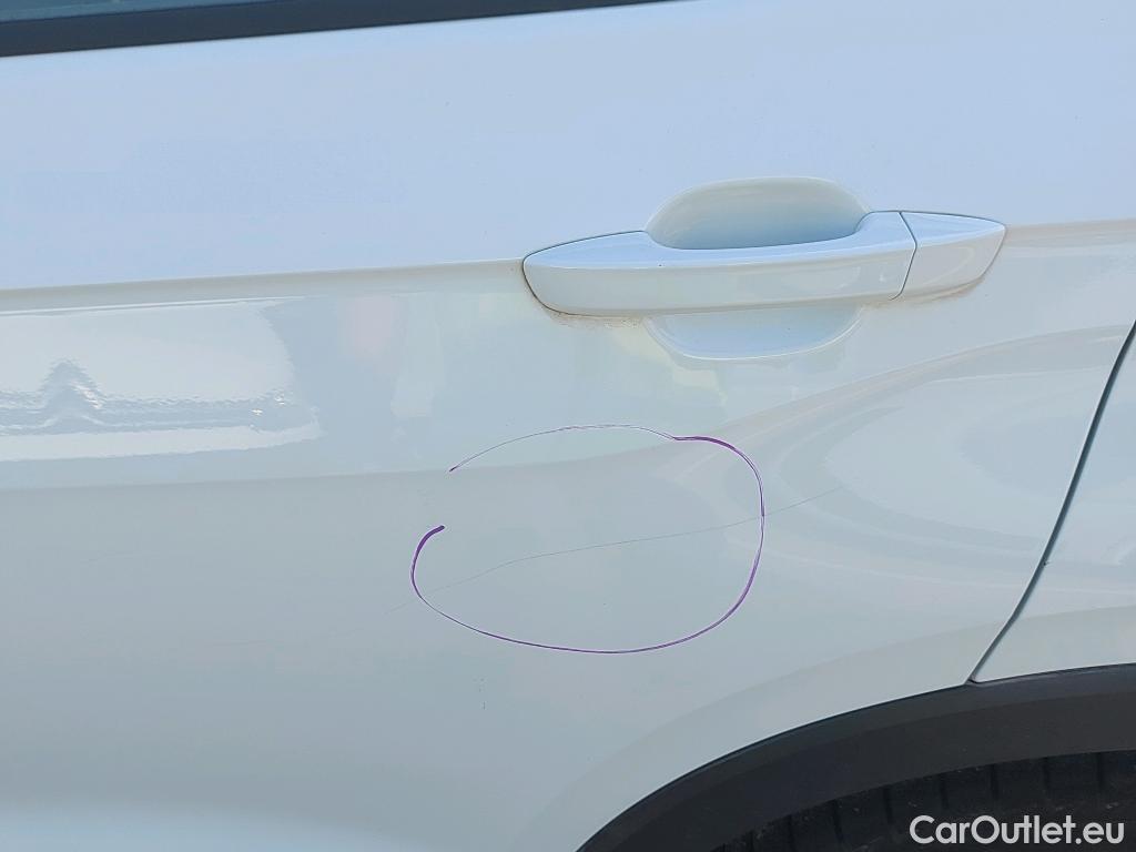 Volkswagen  T-CROSS VOLKSWAGEN  / 2018 / 5P / todoterreno Advance 1.0 TSI 85kW (115CV) DSG (AC) #26