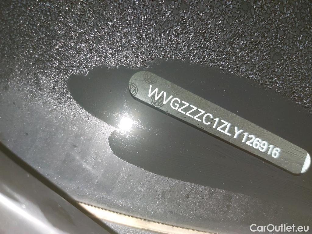 Volkswagen  T-CROSS VOLKSWAGEN  / 2018 / 5P / todoterreno Advance 1.0 TSI 85kW (115CV) DSG (AC) #17