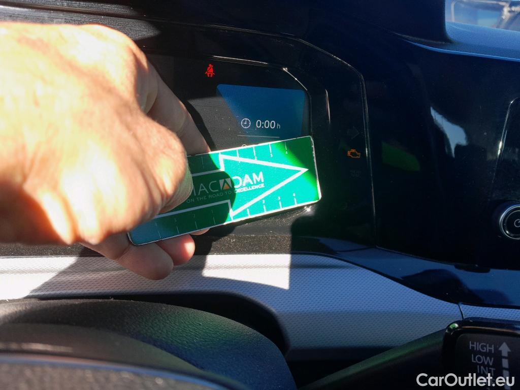  Volkswagen  Golf  VOLKSWAGEN / 2020 / 5P / berlina con portón 2.0 TDI 85kW (115CV) #22