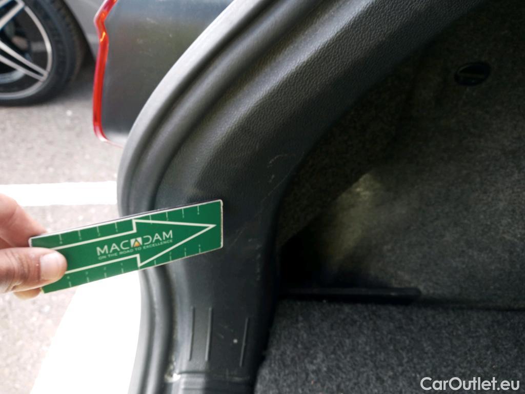 Volkswagen  Polo VOLKSWAGEN  / 2017 / 5P / berlina con portón Advance 1.0 TSI 70kW (95CV) #15