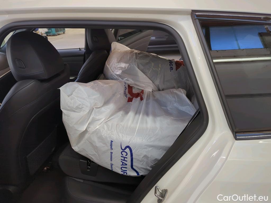 Bmw  Serie 3 Baureihe 3 Touring 330 d M Sport 210KW AT8 E6d #22