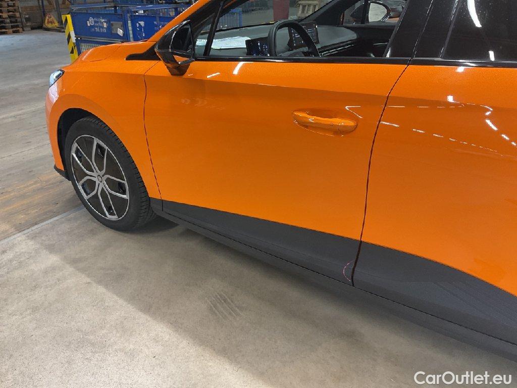 MG  4 MG MG Luxury 5d 150kW #26