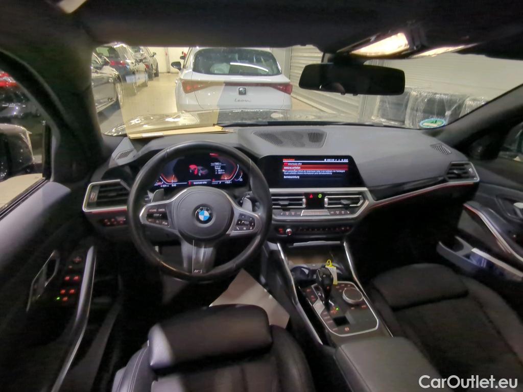 Bmw  Serie 3 Baureihe 3 Lim. 330 d Sport Line 195KW AT8 E6dT #10