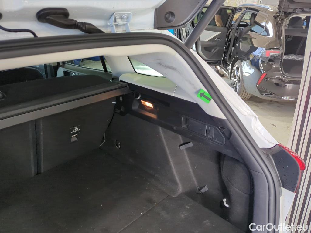 Ford  Focus  Turnier Titanium 2.0 EcoBlue 110KW AT8 E6dT #24