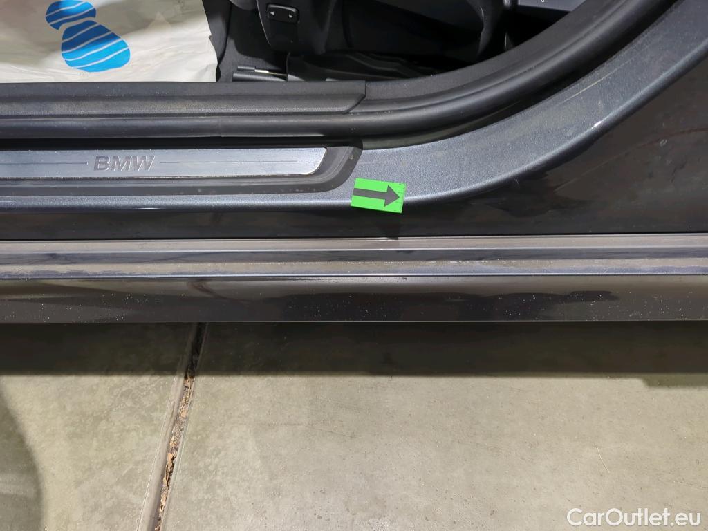 Bmw  Serie 3 Baureihe 3 Lim. 330 d Sport Line 195KW AT8 E6dT #34