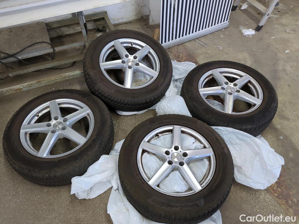 Audi  Q3  40 TDI quattro 2.0 TDI 147KW AT7 E6d #8