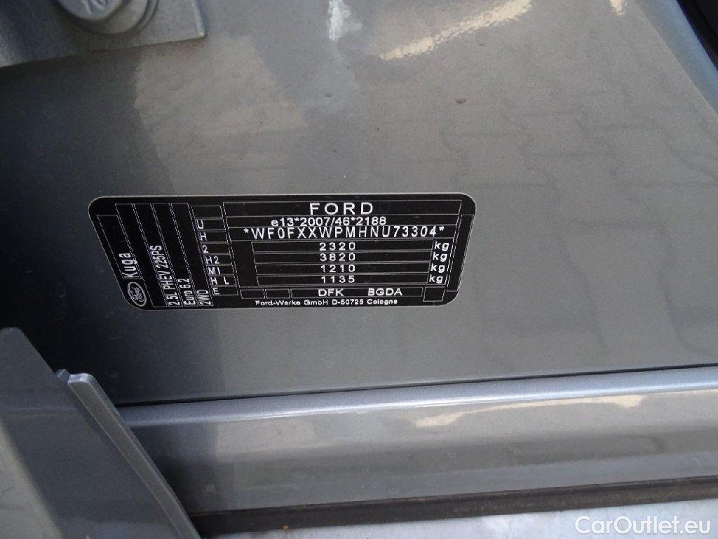 Ford  Kuga  Plug-In Hybrid Vignale 2.5 165KW ATV E6d #18