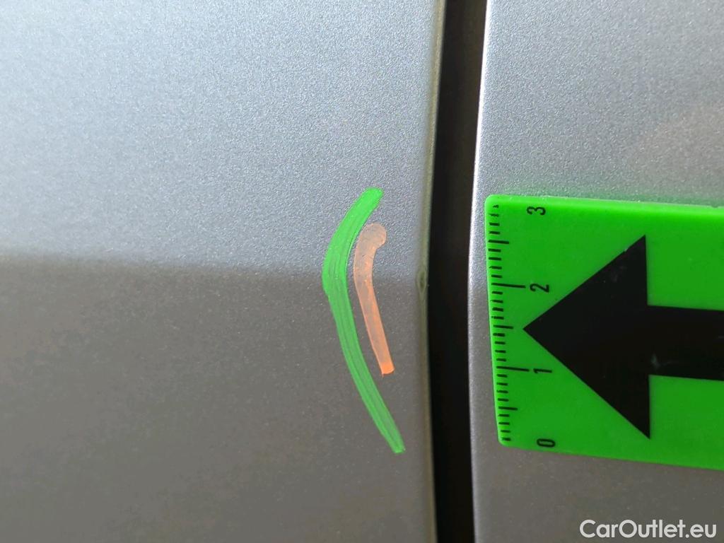 Audi  Q3  40 TDI quattro 2.0 TDI 147KW AT7 E6d #32