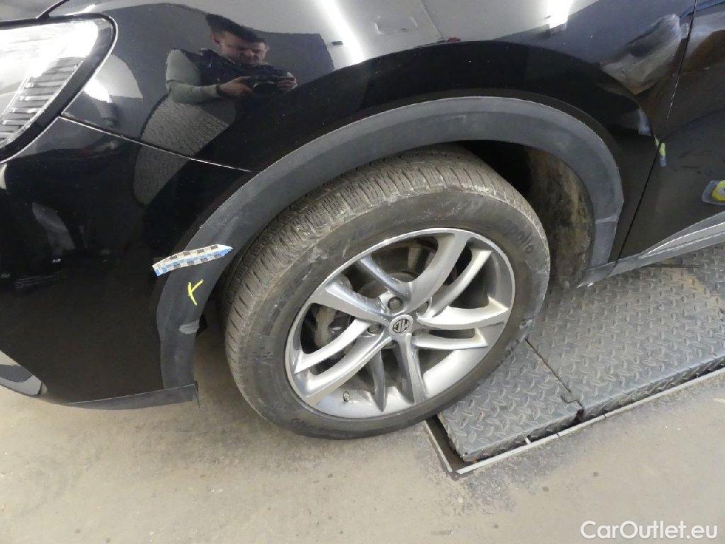 MG  EHS MG  PHEV Luxury 5d 119kW #17