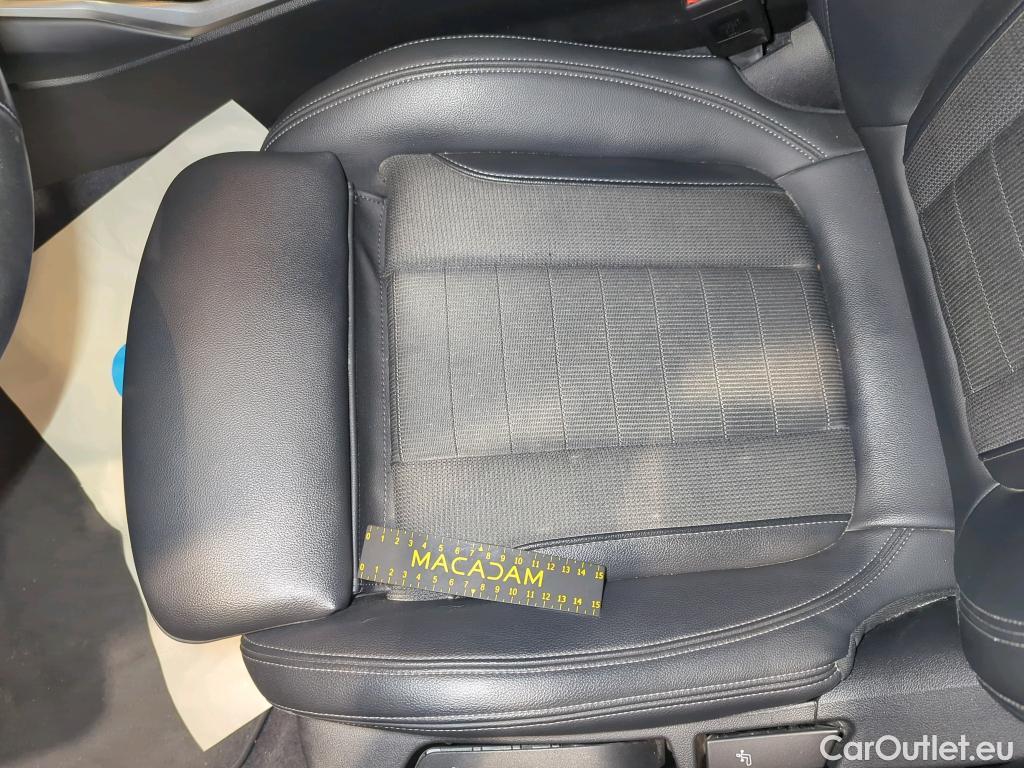 Bmw  Serie 3 Baureihe 3 Lim. 330 d Sport Line 195KW AT8 E6dT #27