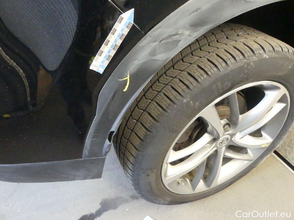 MG  EHS MG  PHEV Luxury 5d 119kW #21