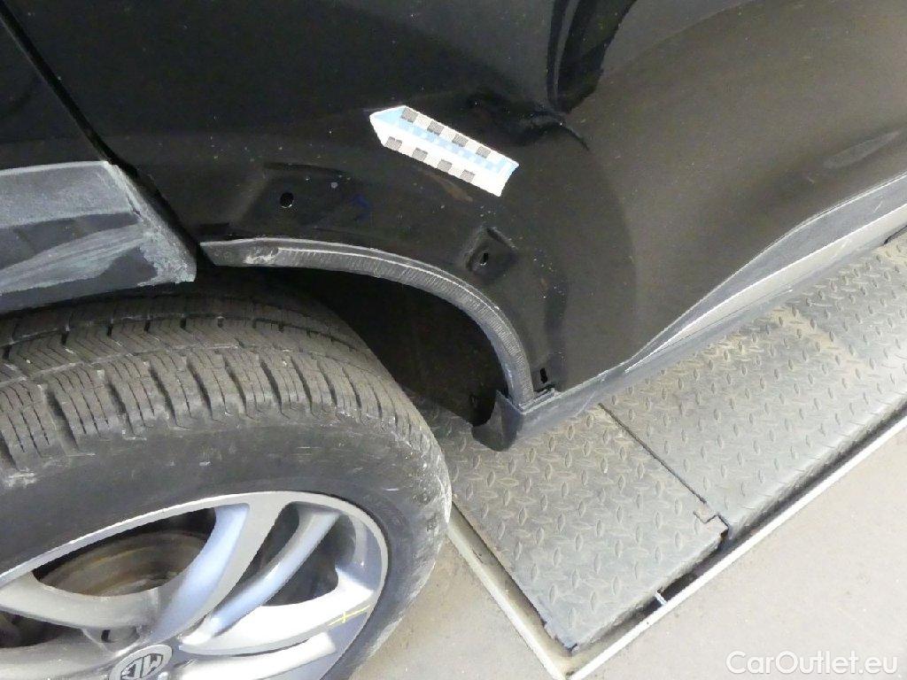 MG  EHS MG  PHEV Luxury 5d 119kW #23