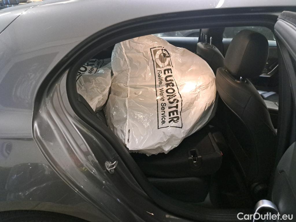 Mercedes  A-Klasse A -Klasse A 180 (177.084) 1.3 100KW MT6 E6d #28