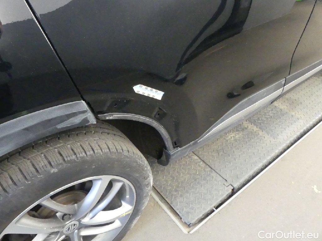 MG  EHS MG  PHEV Luxury 5d 119kW #22