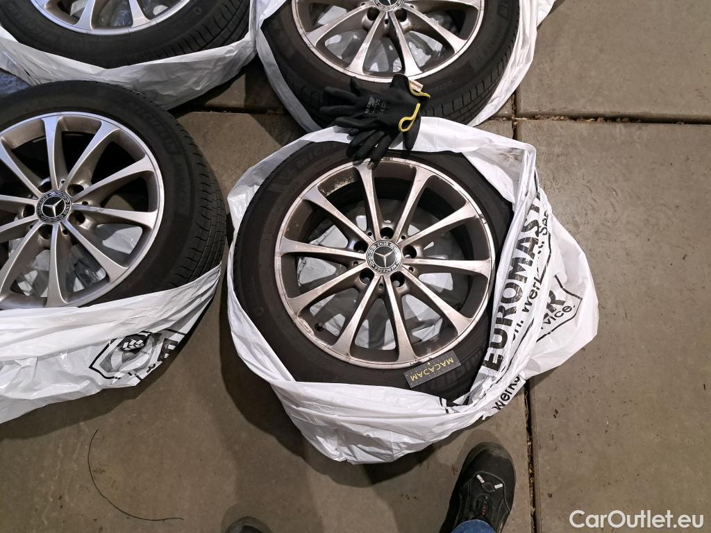 Mercedes  A-Klasse A -Klasse A 180 (177.084) 1.3 100KW MT6 E6d #24