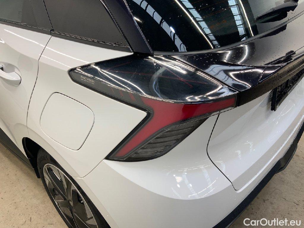 MG  4 MG MG Standard 5d 125kW #16