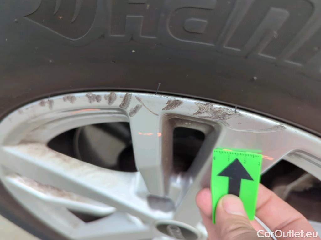 Audi  Q3  40 TDI quattro 2.0 TDI 147KW AT7 E6d #34