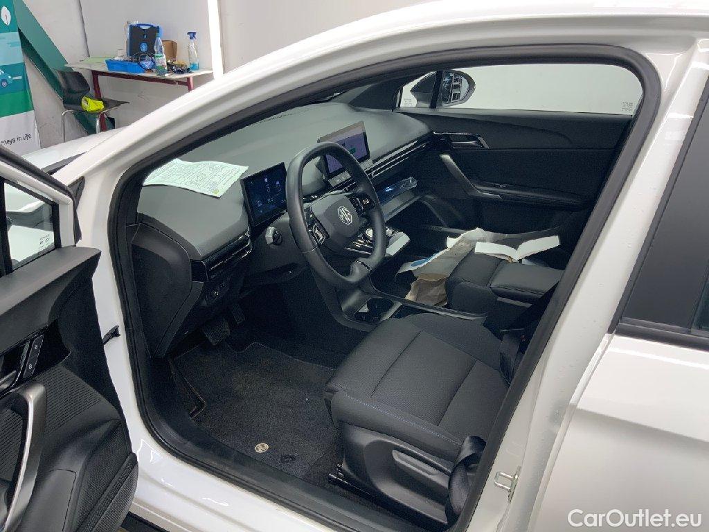 MG  4 MG MG Standard 5d 125kW #4