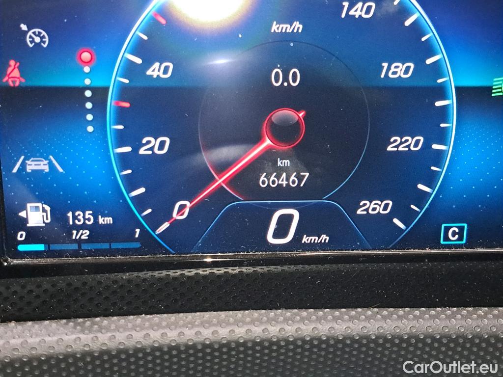 Mercedes  A-Klasse A -Klasse A 180 (177.084) 1.3 100KW MT6 E6d #5