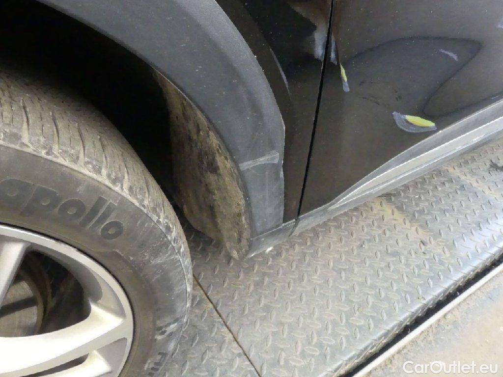 MG  EHS MG  PHEV Luxury 5d 119kW #19