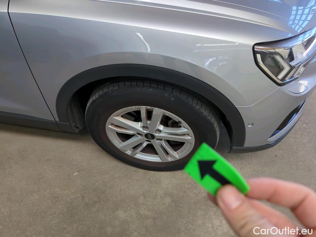 Audi  Q3  40 TDI quattro 2.0 TDI 147KW AT7 E6d #35