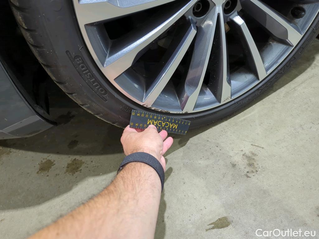 Skoda  Superb  Combi L&K 2.0 TDI 140KW AT7 E6dT #27