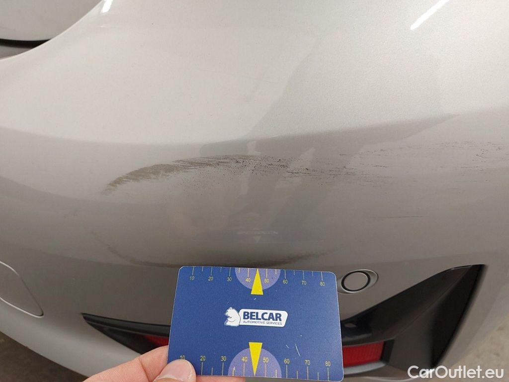 Bmw  Serie 3 BMW 3 Reeks Berline 320i (135 kW) 4d #37