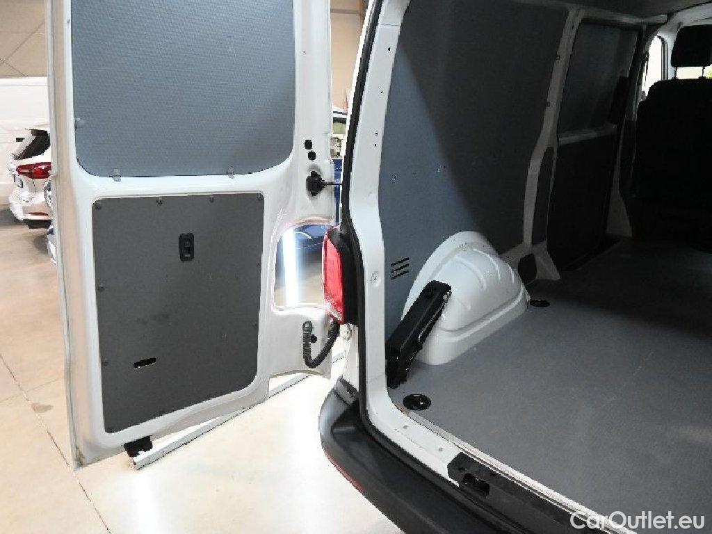 Volkswagen  Transporter VW T6  Kasten T6.1 DSG 4MOTION Lang 4d 110kW #71