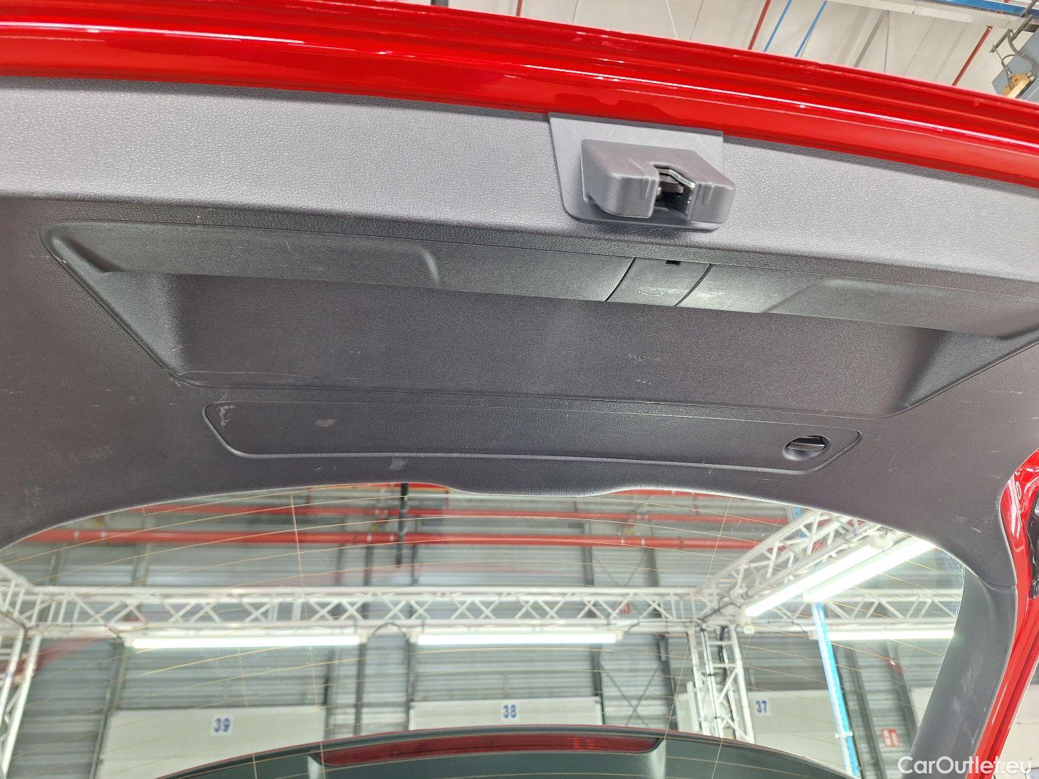 Audi  Q2 Audi,  '16, Audi  1.6 30 TDI 85kW S tronic Business Ed 5d #18