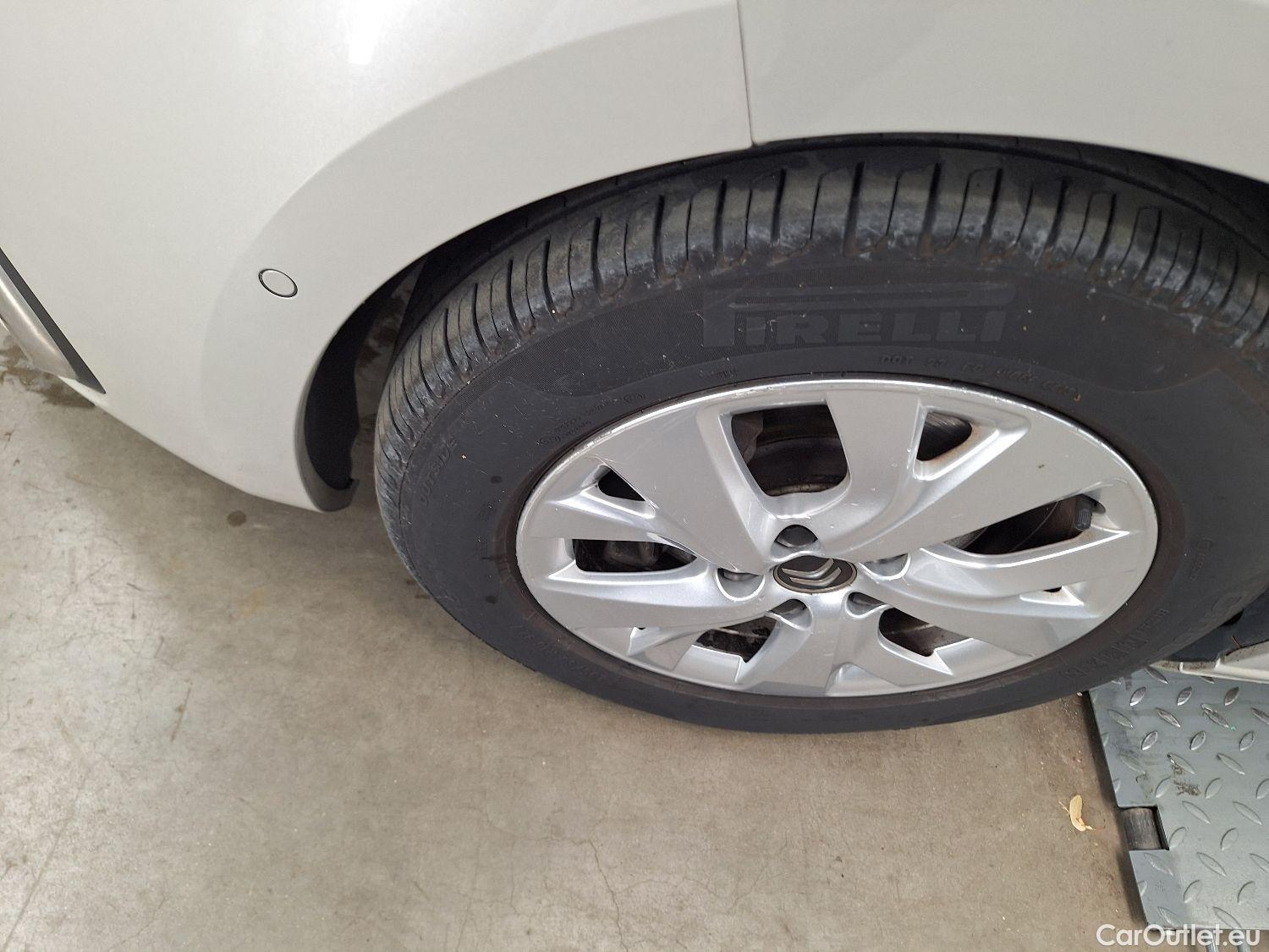 Citroen  C4 Cactus Citroën, C4 SpaceT.FL'16, Citroën C4 Spacetourer 1.2 PureTech 130 S&S EAT8 F #39