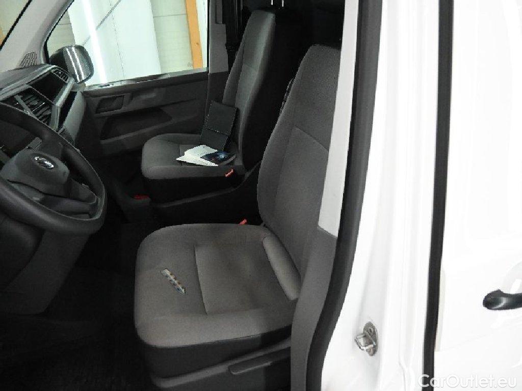 Volkswagen  Transporter VW T6  Kasten T6.1 DSG 4MOTION Lang 4d 110kW #19