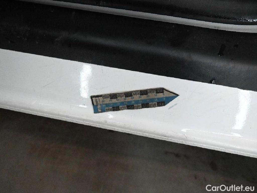 Volkswagen  Transporter VW T6  Kasten T6.1 DSG 4MOTION Lang 4d 110kW #25