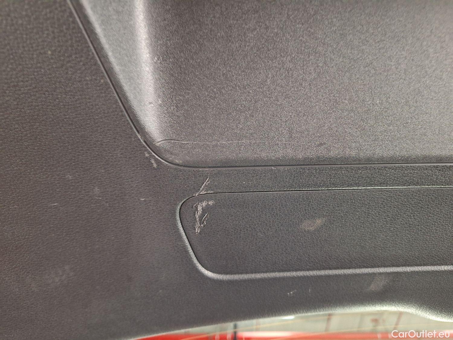 Audi  Q2 Audi,  '16, Audi  1.6 30 TDI 85kW S tronic Business Ed 5d #19