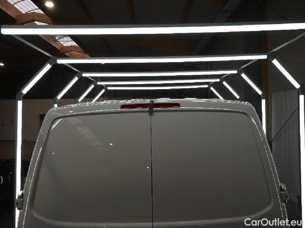 Volkswagen  Transporter VW T6  Kasten T6.1 DSG 4MOTION Lang 4d 110kW #47