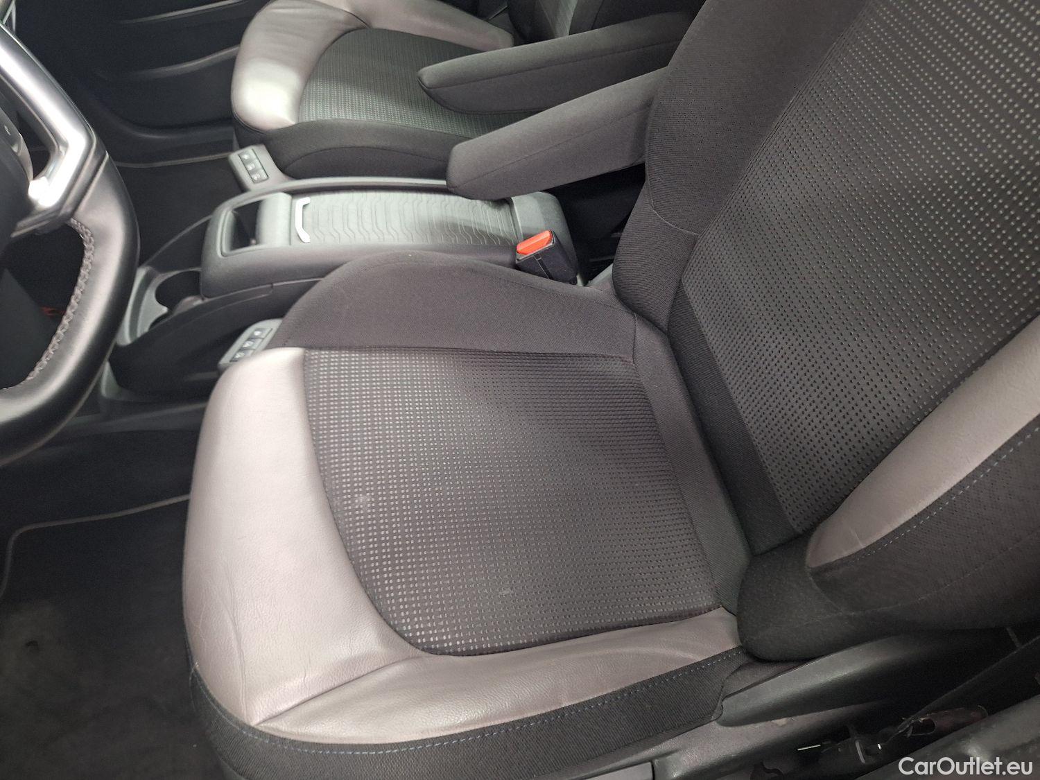 Citroen  C4 Cactus Citroën, C4 SpaceT.FL'16, Citroën C4 Spacetourer 1.2 PureTech 130 S&S EAT8 F #32