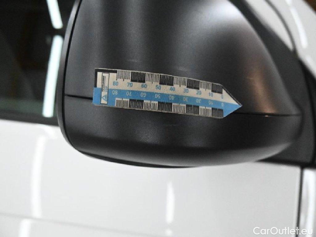 Volkswagen  Transporter VW T6  Kasten T6.1 DSG 4MOTION Lang 4d 110kW #37