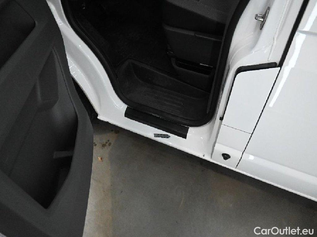 Volkswagen  Transporter VW T6  Kasten T6.1 DSG 4MOTION Lang 4d 110kW #24