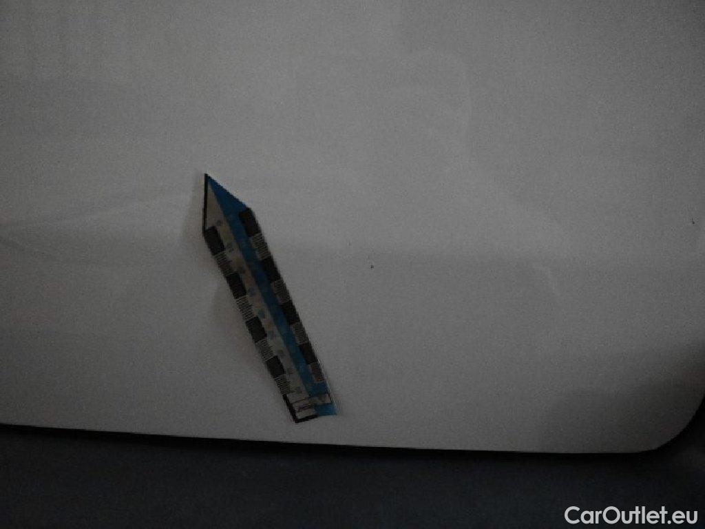 Volkswagen  Transporter VW T6  Kasten T6.1 DSG 4MOTION Lang 4d 110kW #44