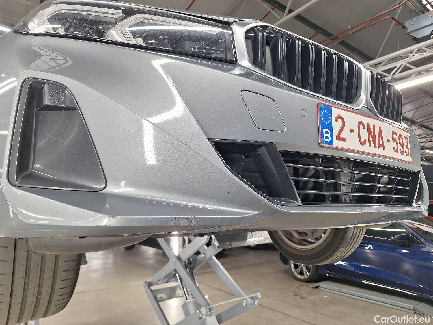  Bmw  Serie 3 BMW, 3-serie Touring '18, BMW 3 Reeks Touring 318dA (100 kW) 5d #3