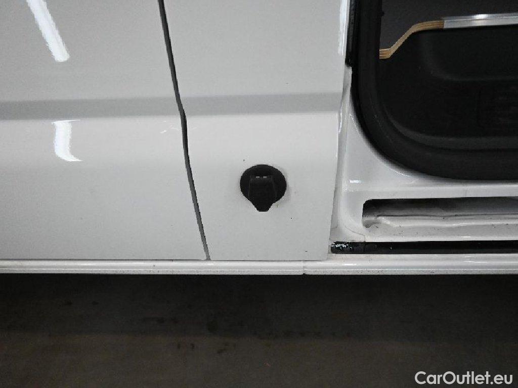 Volkswagen  Transporter VW T6  Kasten T6.1 DSG 4MOTION Lang 4d 110kW #16