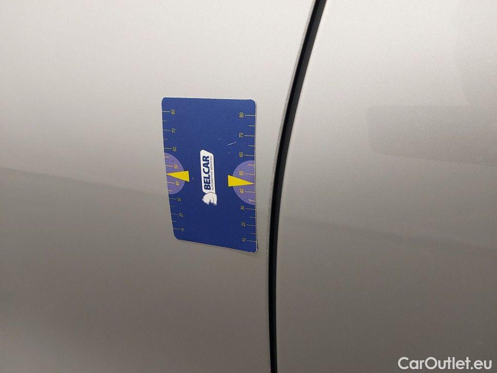 Bmw  Serie 3 BMW 3 Reeks Berline 320i (135 kW) 4d #33