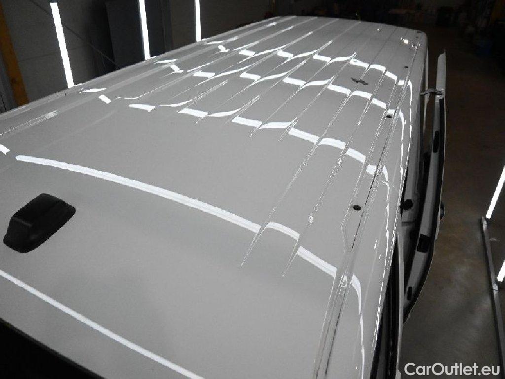 Volkswagen  Transporter VW T6  Kasten T6.1 DSG 4MOTION Lang 4d 110kW #26