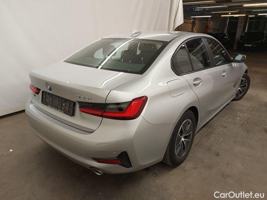 Bmw  Serie 3 BMW 3 Reeks Berline 320i (135 kW) 4d #2