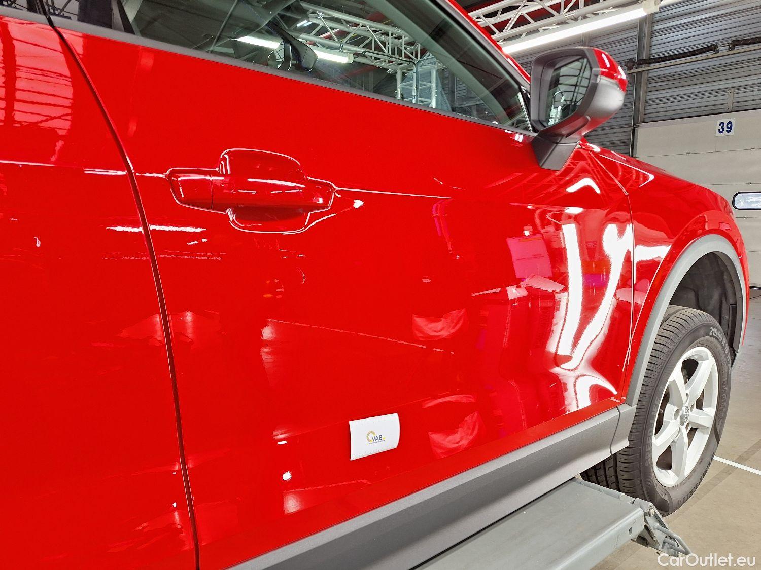 Audi  Q2 Audi,  '16, Audi  1.6 30 TDI 85kW S tronic Business Ed 5d #6