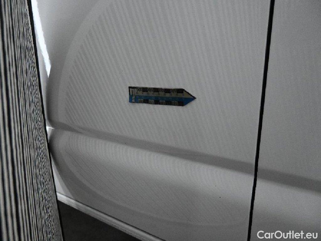 Volkswagen  Transporter VW T6  Kasten T6.1 DSG 4MOTION Lang 4d 110kW #39