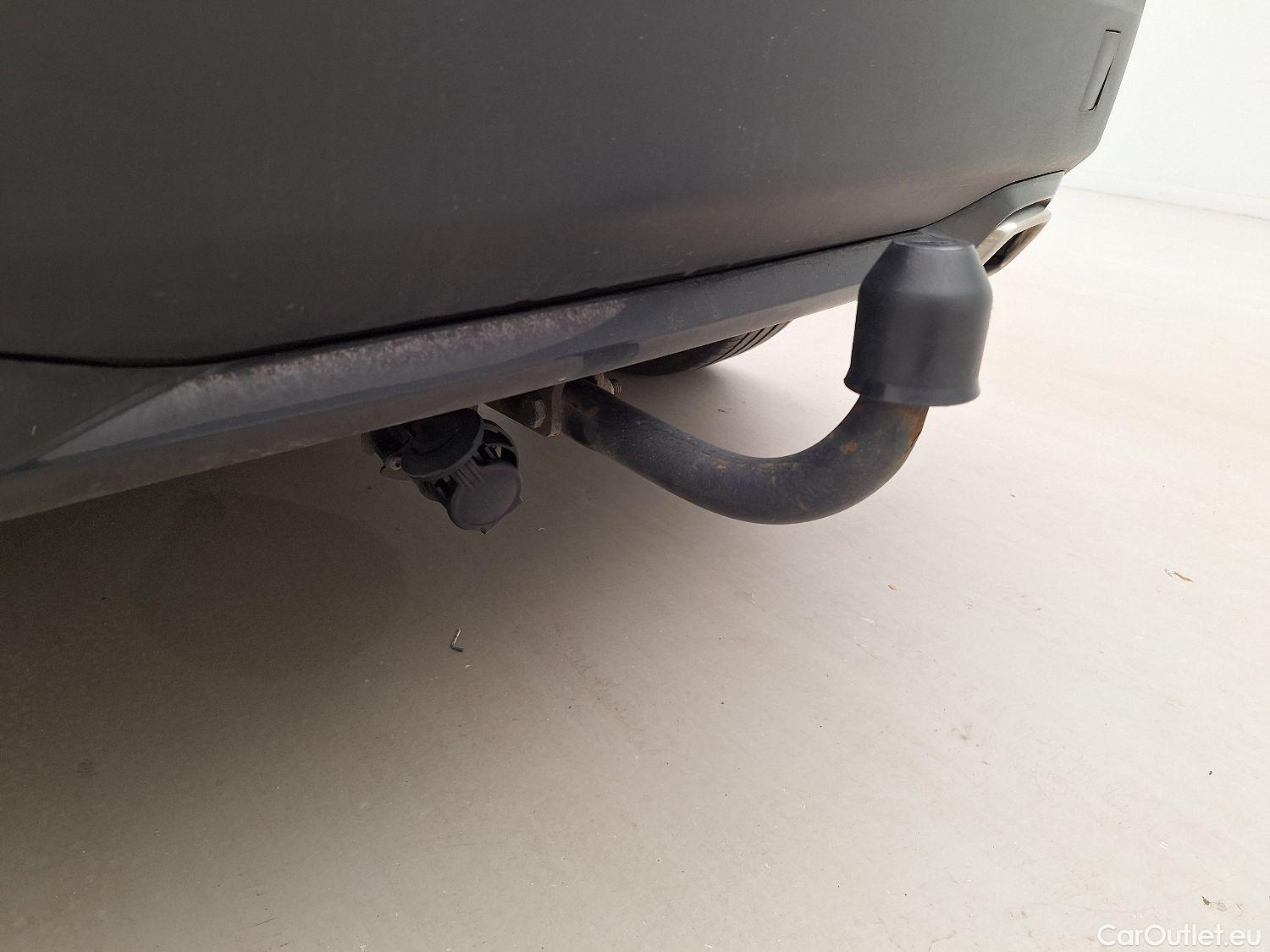 Peugeot  2008 Peugeot,  '19, Peugeot  1.2 Puretech 96kW S&S EAT8 GT Line 5d #20