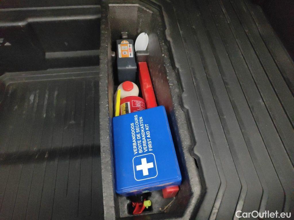 Ford  Puma Ford  1.0i Ecoboost 92kW Aut. ST-Line X 5d #16