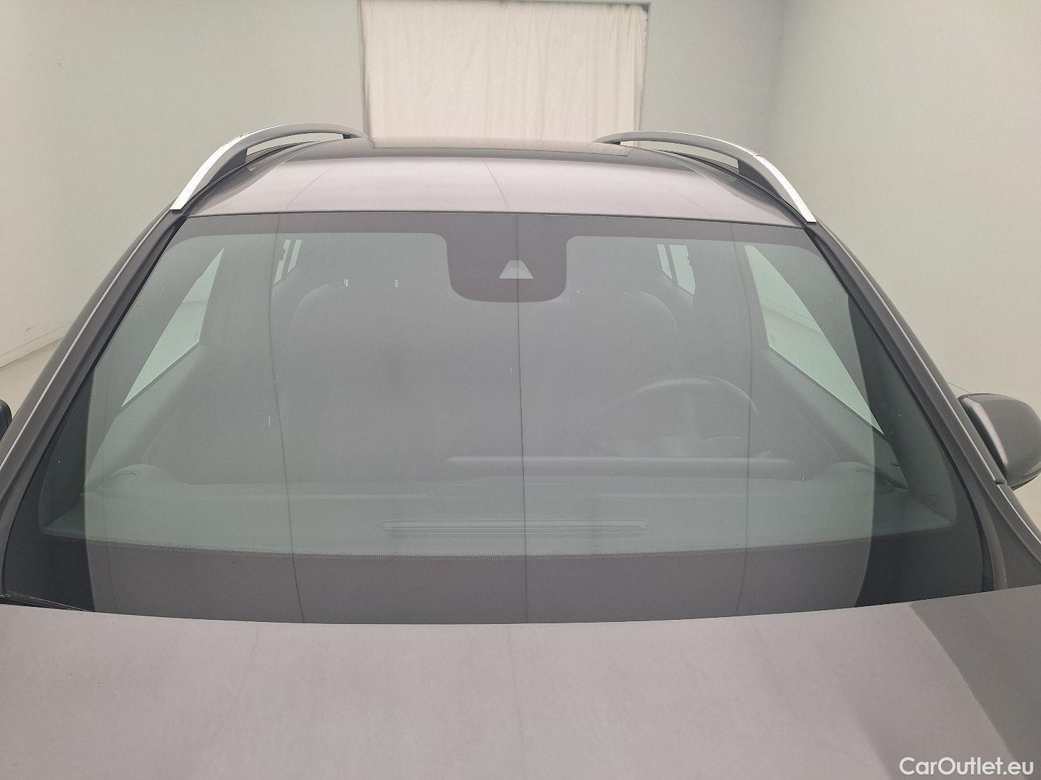 Mercedes  GLB Mercedes,  '19, Mercedes-Benz   180 d Business Solution 5d #10