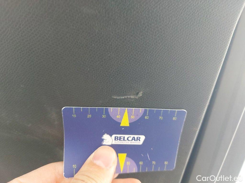 Peugeot  3008 Peugeot  1.5 BlueHDi 96kW S&S EAT8 Allure Pack 5d #21