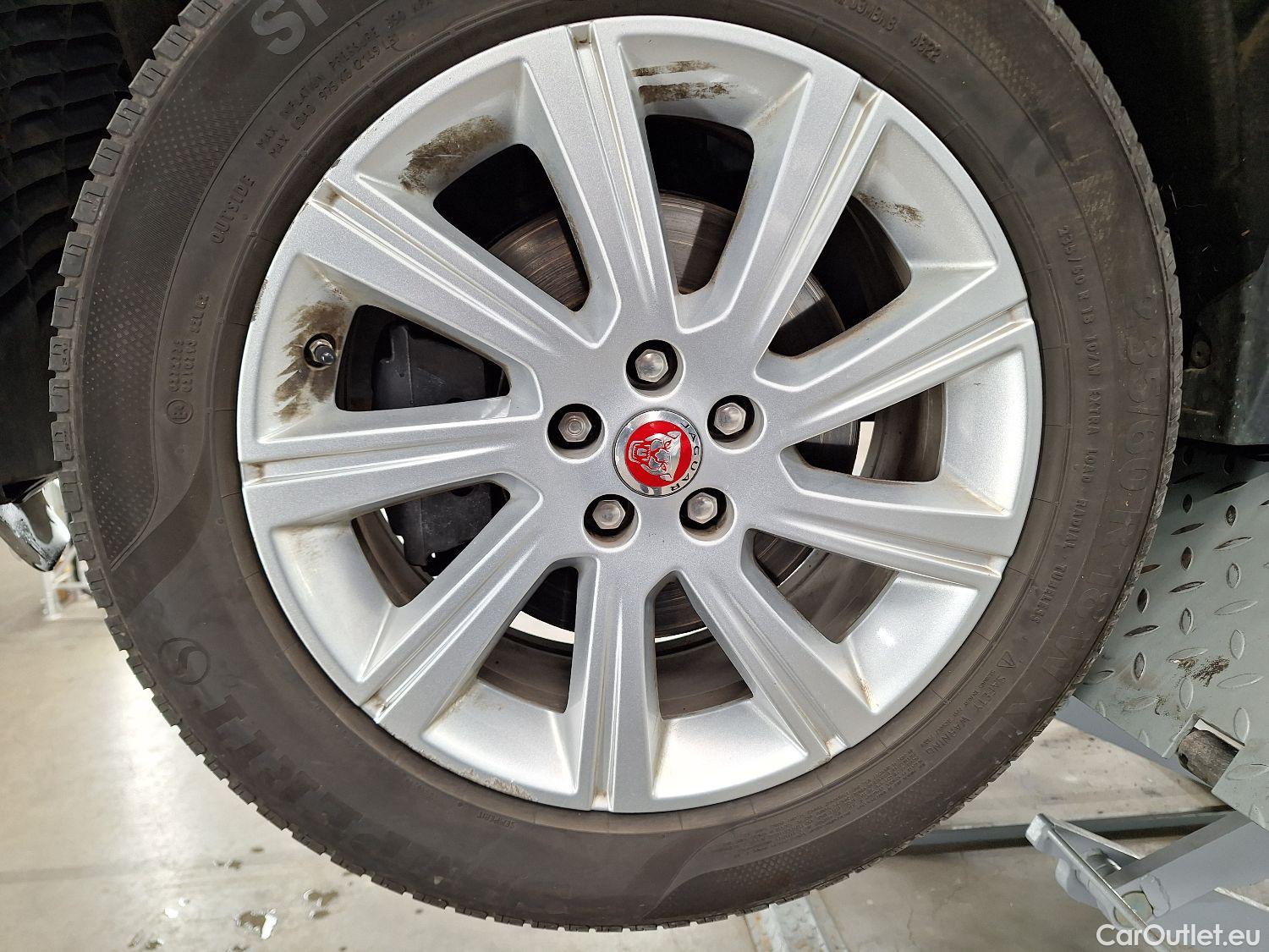  Jaguar  E-PACE Jaguar,  '17, Jaguar  D150 Aut. AWD S 5d #3